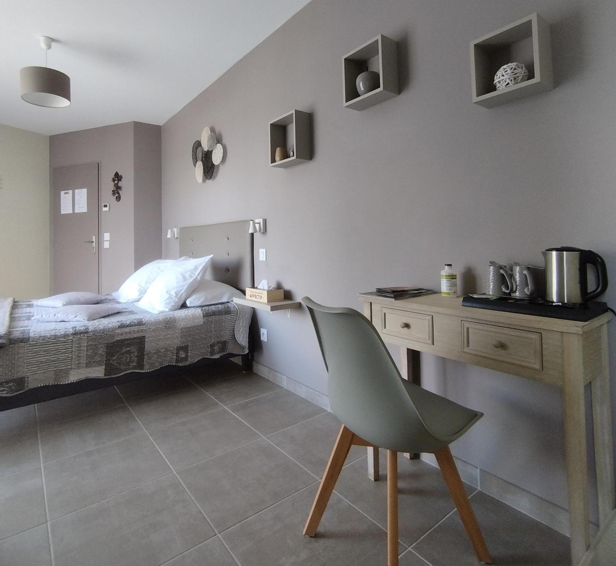 La Sarlamandre, Chambres Et Table D'Hotes Marcillac-Saint-Quentin Εξωτερικό φωτογραφία