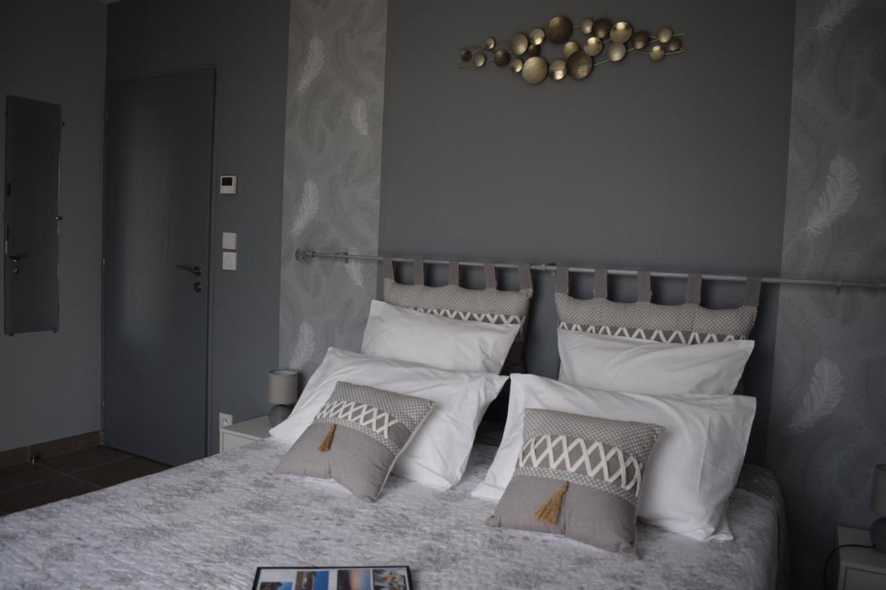 La Sarlamandre, Chambres Et Table D'Hotes Marcillac-Saint-Quentin Εξωτερικό φωτογραφία