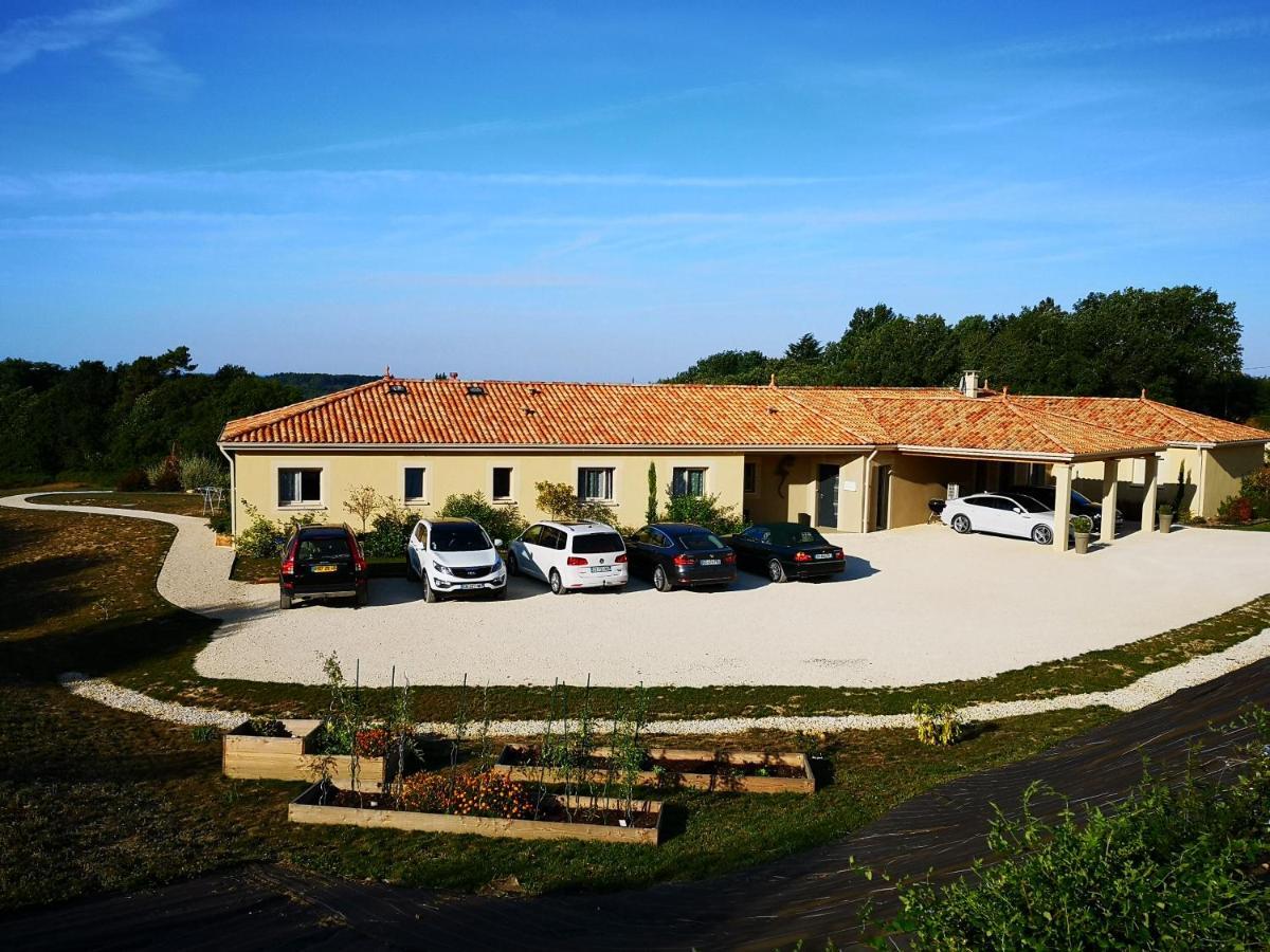 La Sarlamandre, Chambres Et Table D'Hotes Marcillac-Saint-Quentin Εξωτερικό φωτογραφία